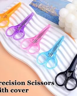 Tijeras Mini de Costura y Manualidades – Acero Inoxidable con Cubierta Protectora – Color Aleatorio (3.5″ / ~9.25 cm)